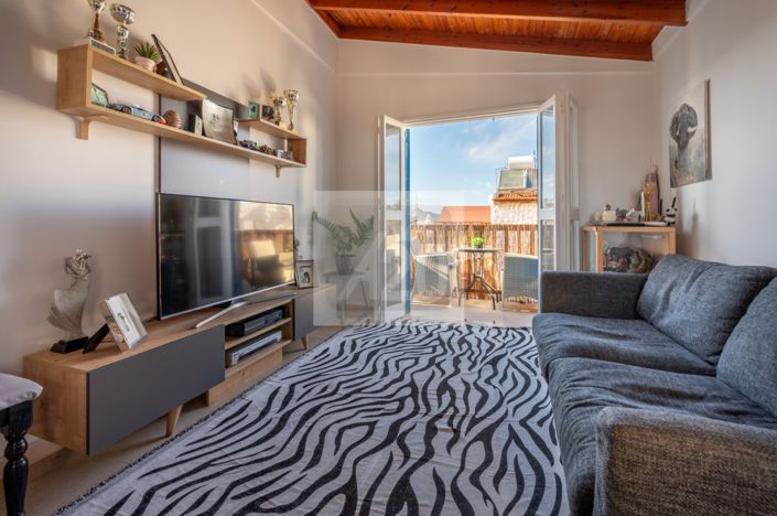 Image No.10-1 Bed Apartment for sale