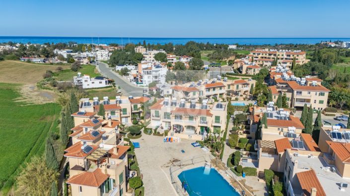 Image No.2-2 Bed Townhouse for sale