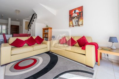 Town House For Sale  in  Polis