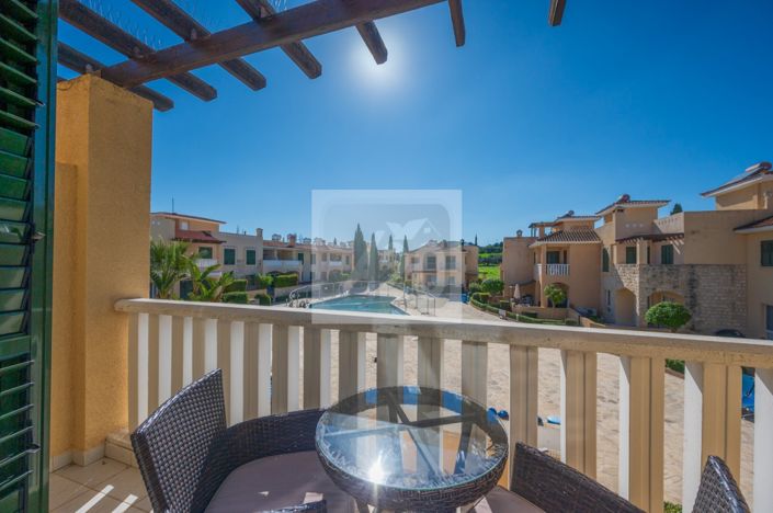 Image No.21-2 Bed Townhouse for sale