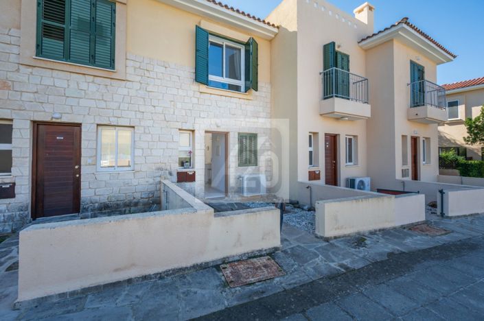 Image No.26-2 Bed Townhouse for sale