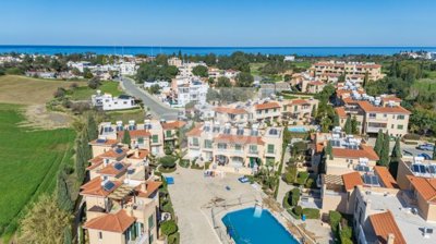 Town House For Sale  in  Polis