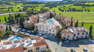 Town House For Sale  in  Polis