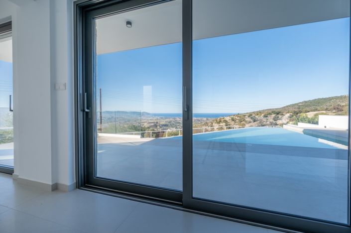 Image No.12-5 Bed Villa for sale