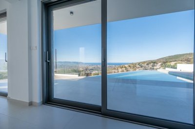 Detached Villa For Sale  in  Peristerona