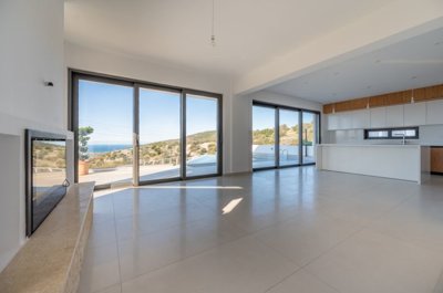 Detached Villa For Sale  in  Peristerona