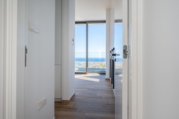 Image No.18-4 Bed Villa for sale