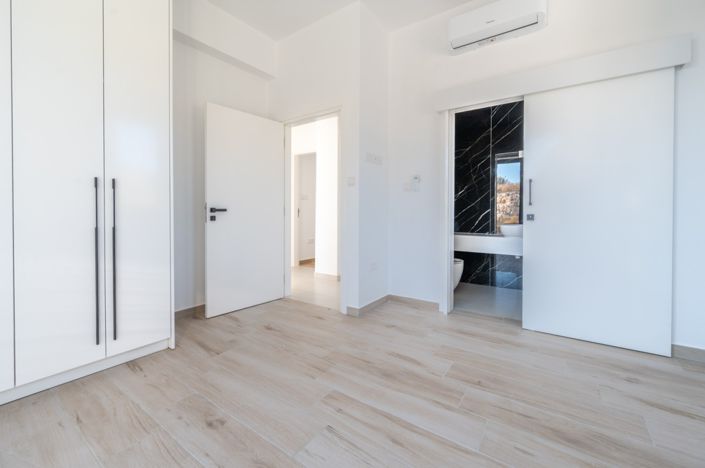 Image No.21-4 Bed Villa for sale