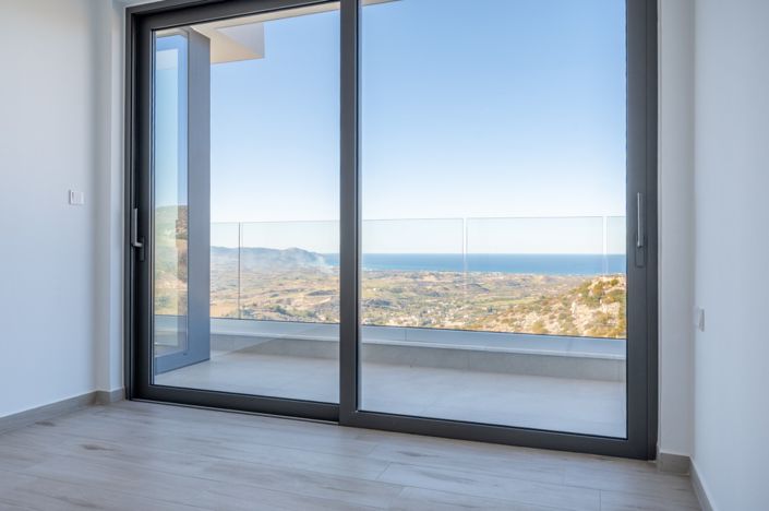 Image No.26-5 Bed Villa for sale