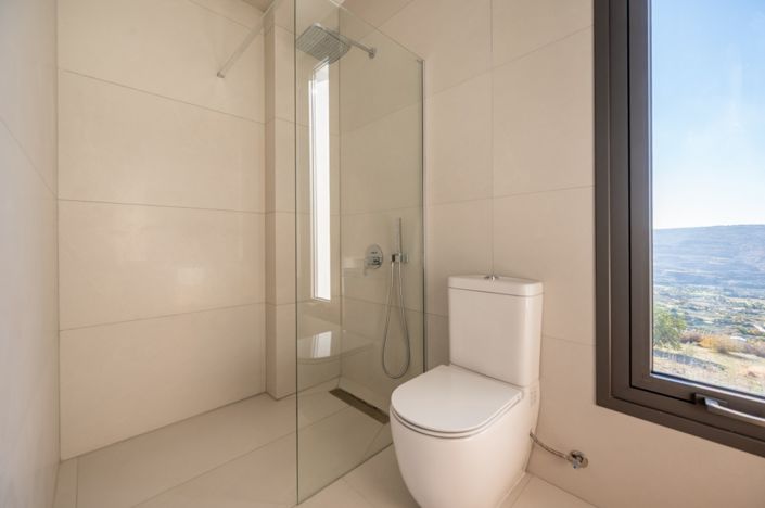 Image No.29-5 Bed Villa for sale