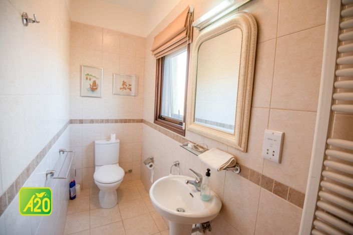 Image No.12-3 Bed Villa for sale