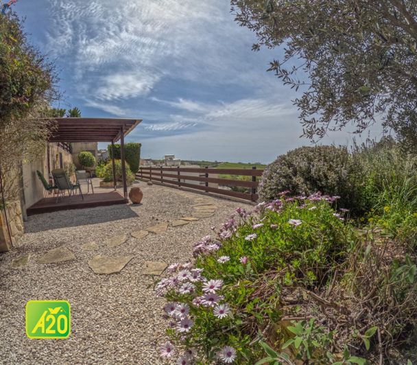 Image No.26-3 Bed Villa for sale