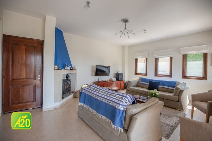 Image No.5-3 Bed Villa for sale