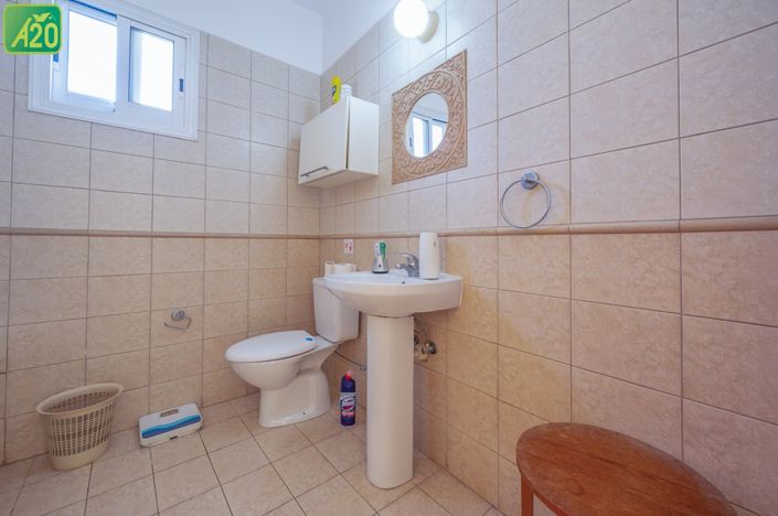 Image No.12-3 Bed Villa for sale