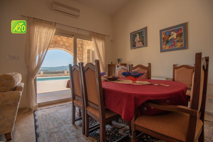 Image No.10-4 Bed Villa for sale