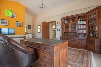 Detached Villa For Sale  in  Simou