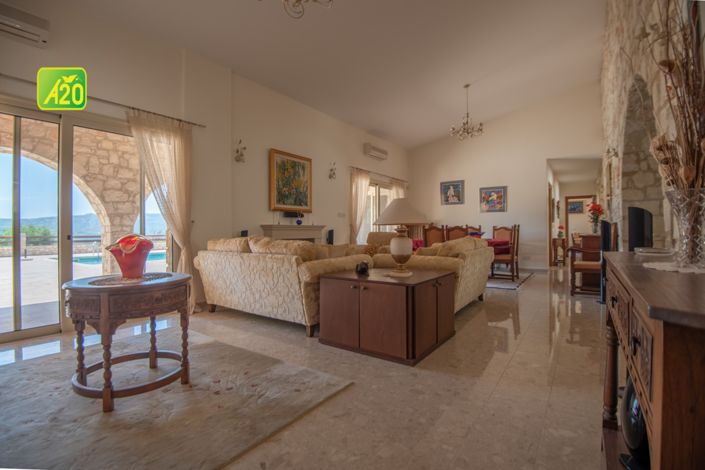 Image No.6-4 Bed Villa for sale
