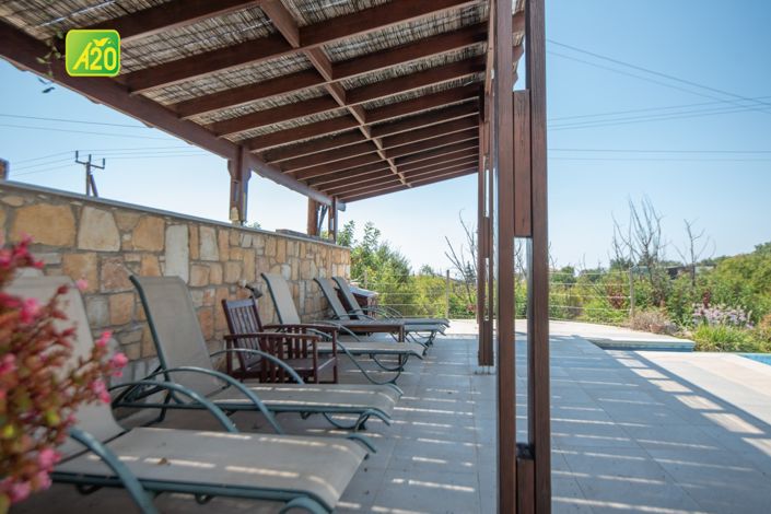 Image No.19-3 Bed Villa for sale
