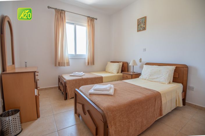 Image No.8-2 Bed Apartment for sale