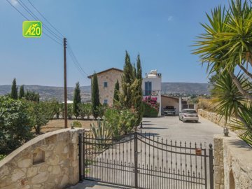 Detached Villa For Sale  in  Giolou
