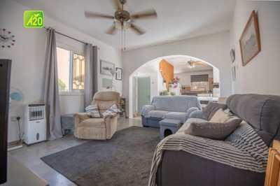 Maisonette For Sale  in  Lysos