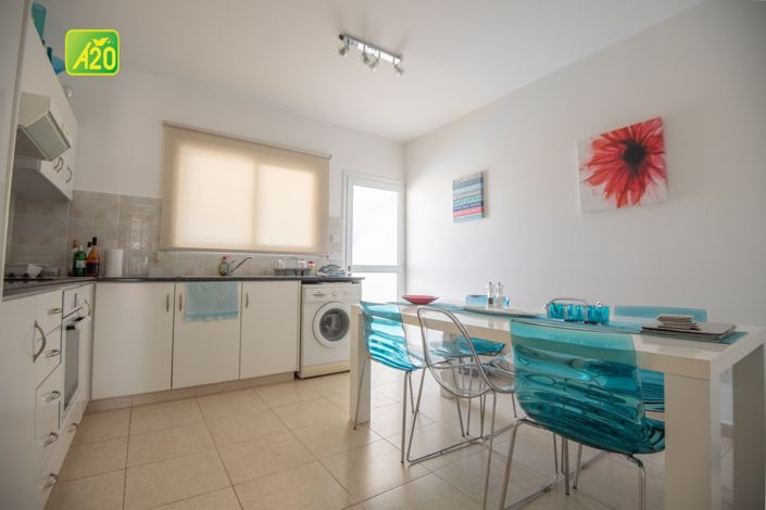 Image No.3-2 Bed Townhouse for sale