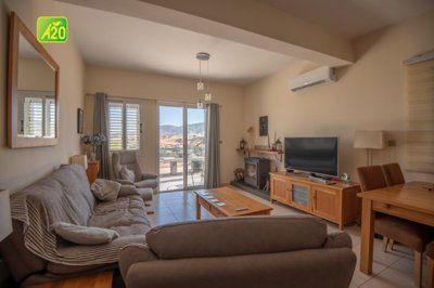 Town House For Sale  in  Goudi