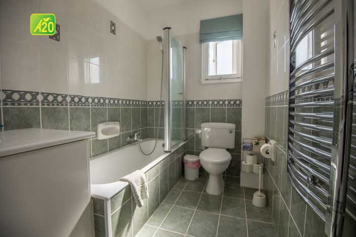 Image No.16-2 Bed Apartment for sale