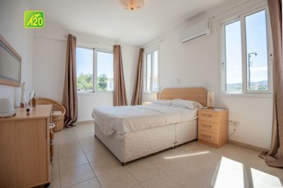 First Floor Apartment For Sale  in  Argaka