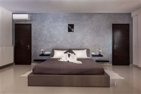 Image No.20-3 Bed Villa for sale