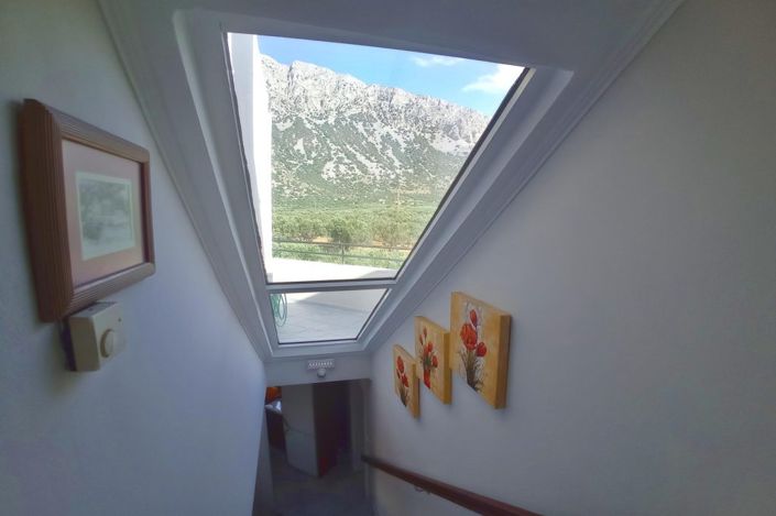 Image No.19-4 Bed House for sale