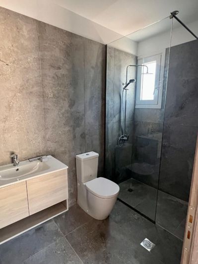 Image No.21-2 Bed House for sale