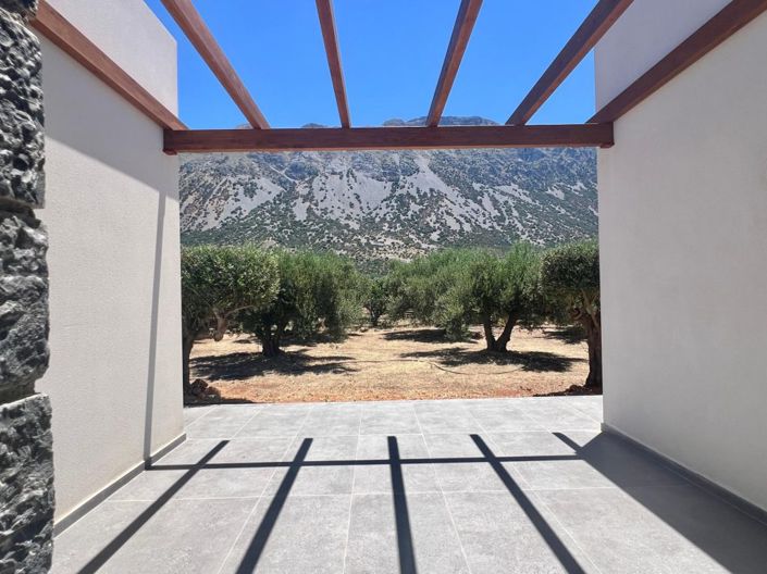 Image No.4-2 Bed House for sale
