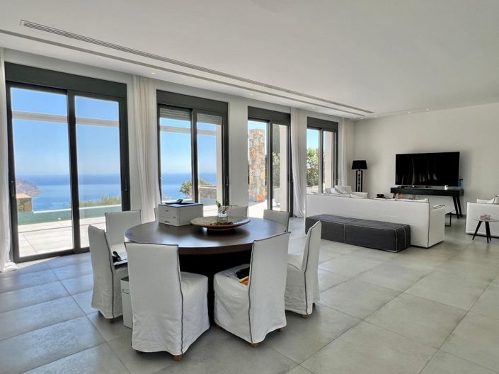 Image No.7-6 Bed Villa for sale