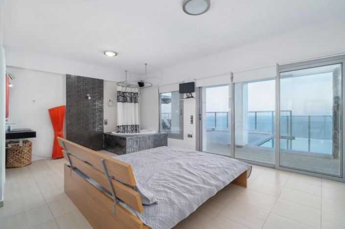 Image No.6-4 Bed Villa for sale