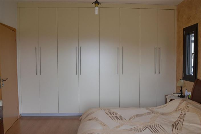 Image No.19-4 Bed House for sale