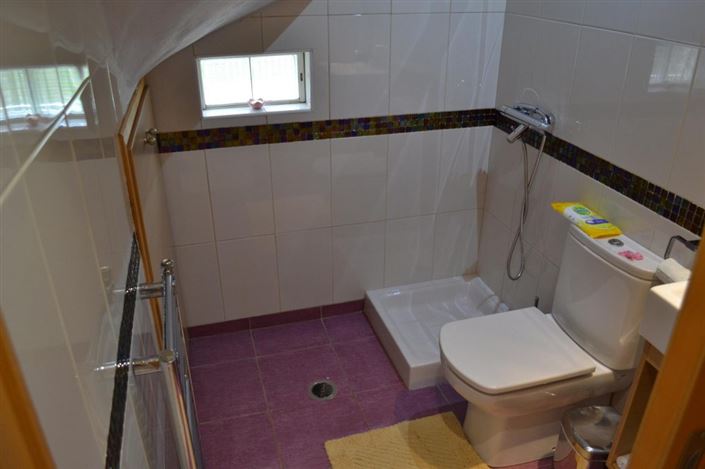 Image No.28-4 Bed House for sale