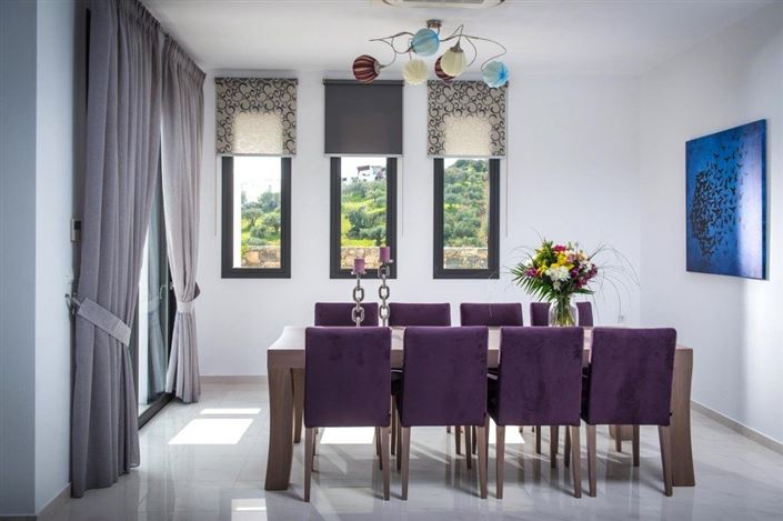 Image No.11-5 Bed Villa for sale