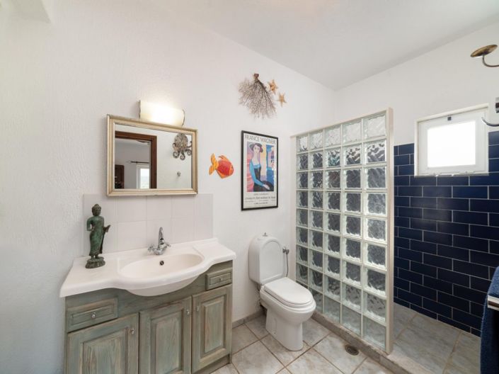 Image No.18-5 Bed House for sale