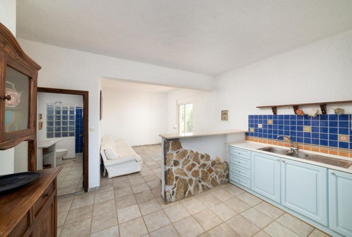 Image No.26-5 Bed House for sale