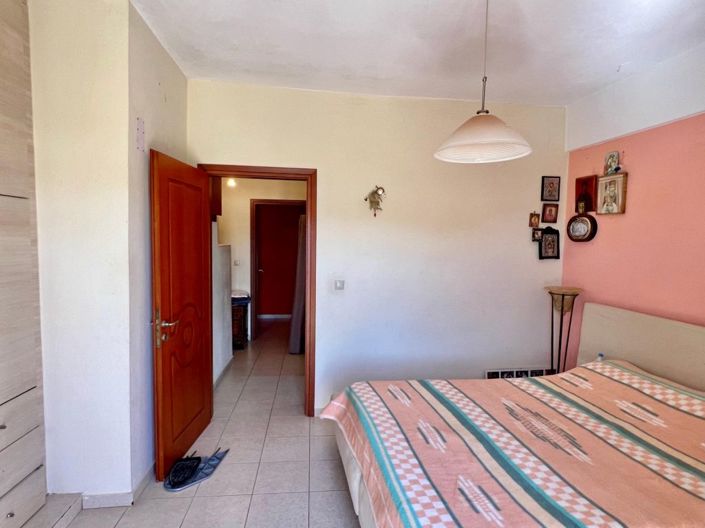 Image No.21-3 Bed House for sale
