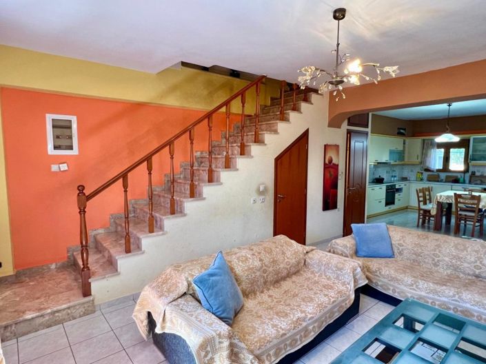 Image No.6-3 Bed House for sale
