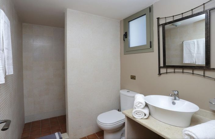 Image No.10-Un hôtel de 20 chambres à vendre à Agia Pelagia