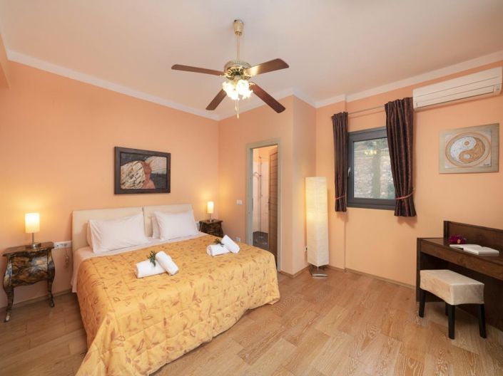 Image No.13-5 Bed Villa for sale