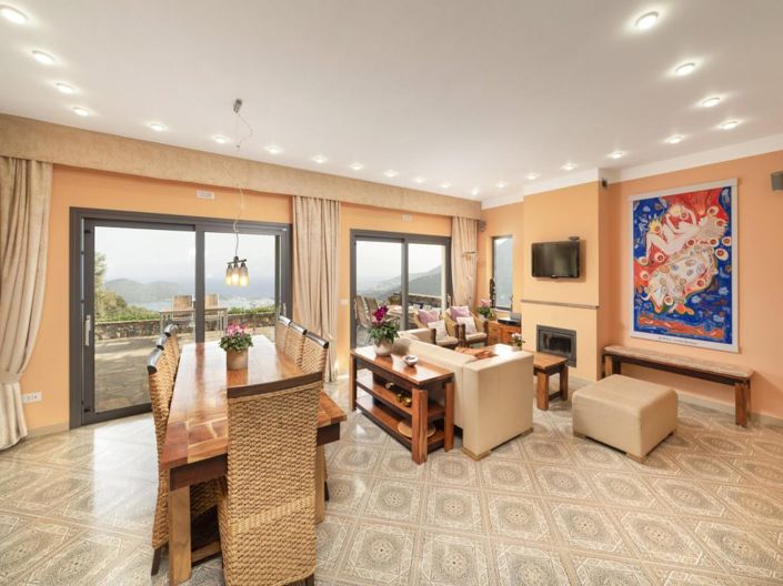 Image No.6-5 Bed Villa for sale