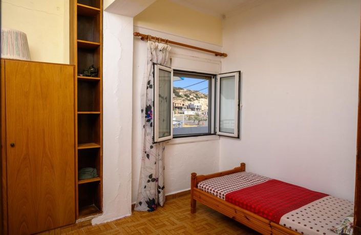 Image No.11-3 Bed House for sale