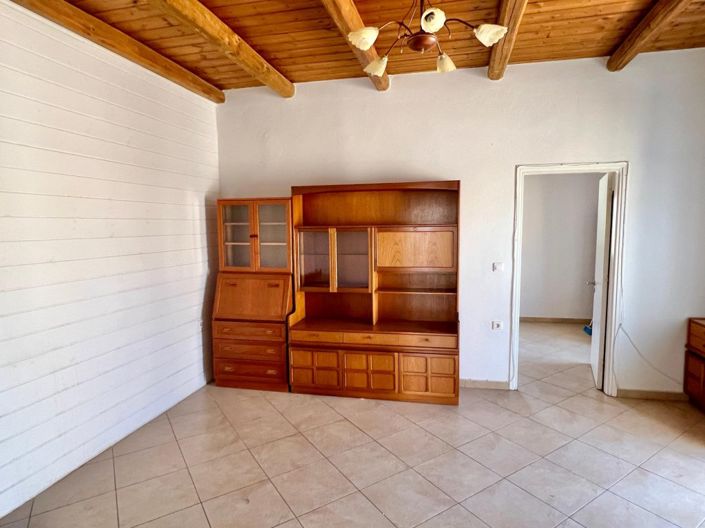 Image No.11-1 Bed House for sale