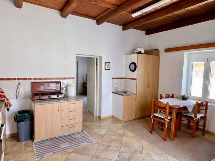 Image No.8-1 Bed House for sale