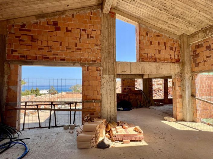 Image No.1-3 Bed Villa for sale