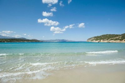 ISK1 - nearby beach